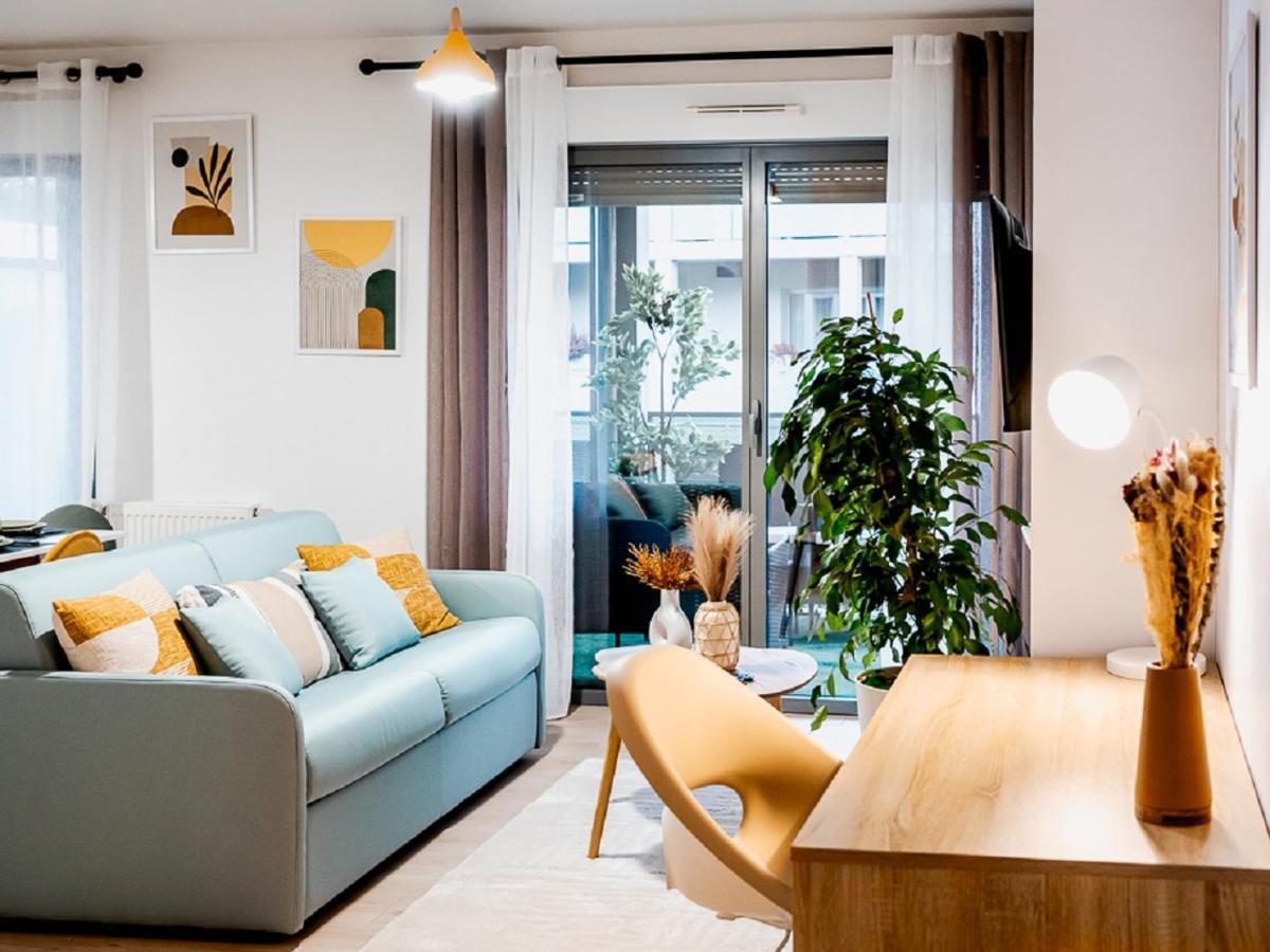 Oasis - 10 Min From Disney, Free Parking, Self-Checkin モンテヴラン エクステリア 写真
